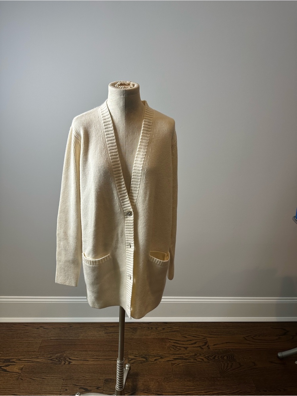 Vince Cream Open V-Neck Button Cardigan